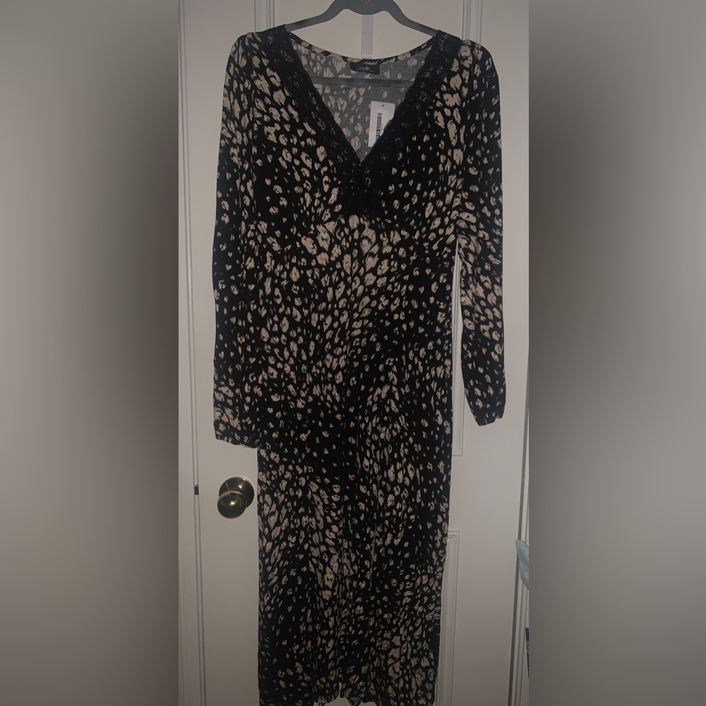 Wallis Dress